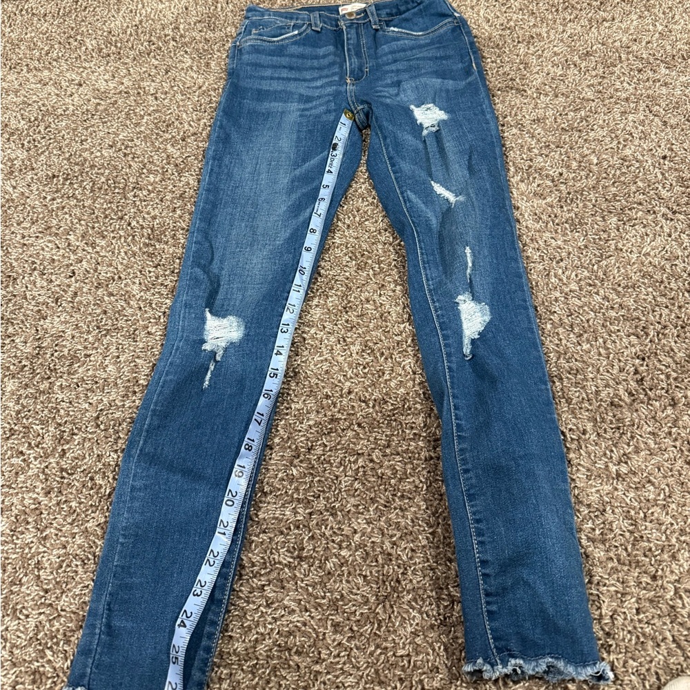 🍎Distressed levi girls Jeans